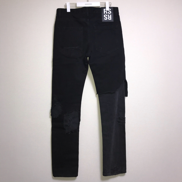RAF SIMONS - RAF SIMONS デニムパンツ スリム デストロイ 30インチの RAF SIMONS - RAF SIMONS デニムパンツ スリム デストロイ 30インチの