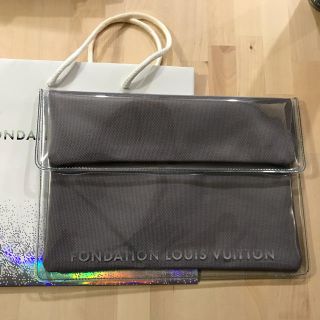 ルイヴィトン(LOUIS VUITTON)のフォンダシオン ルイヴィトン クラッチバック(セカンドバッグ/クラッチバッグ)