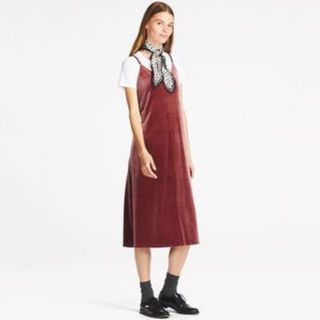 ユニクロ(UNIQLO)の新品*ユニクロ★ベロア ワンピース☆gu しまむら ハニーズ  (ロングワンピース/マキシワンピース)