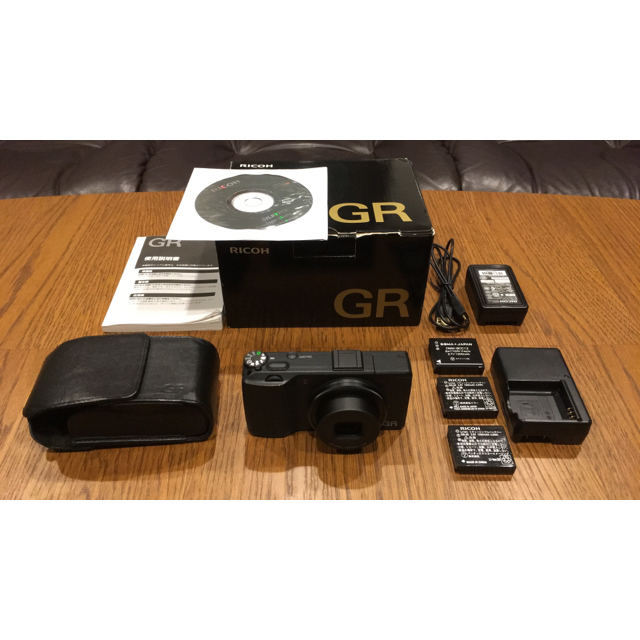 RICOH(リコー)のRICOH GR スマホ/家電/カメラのカメラ(コンパクトデジタルカメラ)の商品写真