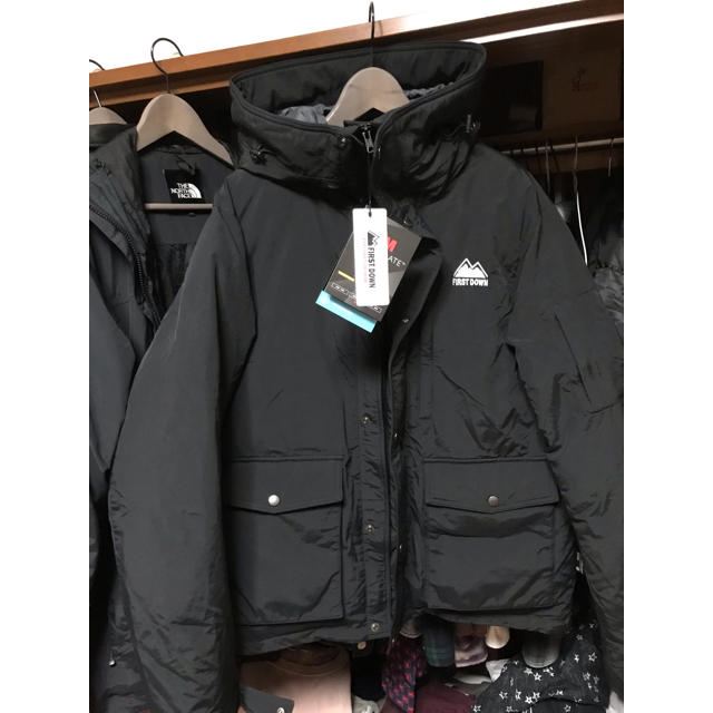 THE NORTH FACE(ザノースフェイス)のラスト！ 黒   L  レディースのジャケット/アウター(ダウンジャケット)の商品写真