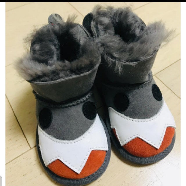 ugg キッズムートン