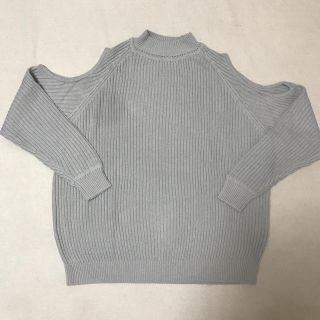 エイチアンドエム(H&M)のH&M 肩空きニット グレー S 美品(ニット/セーター)