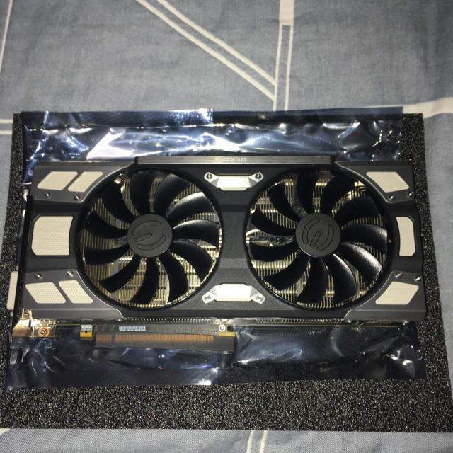 EVGA 1070 8GB FTW GAMING ACX 3.0 熱対策済み美品