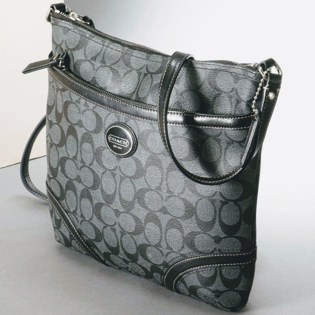 大人気‼︎】 様々な用途で活躍!COACHのショルダー 美品! 大人気‼︎】 様々な用途で活躍!COACHのショルダー 美品!