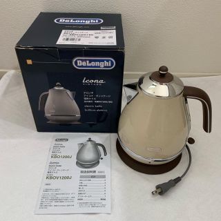 デロンギ(DeLonghi)の25日限定価格★1年弱使用★デロンギ電気ケトル  アイコナヴィンテージ ベージュ(電気ケトル)