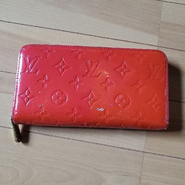 LOUIS VUITTON(ルイヴィトン)の※ハーデス様専用※ルイヴィトン　ヴェルニ財布 レディースのファッション小物(財布)の商品写真