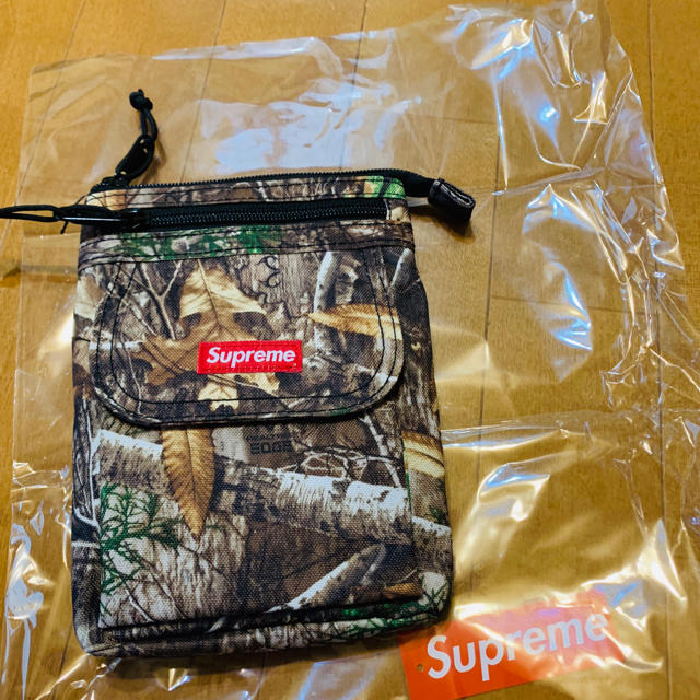 supreme Shoulder Bag