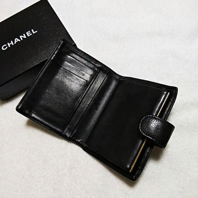 CHANEL(シャネル)のCHANEL♡【正規品】キャビア　ココマーク　折財布 レディースのファッション小物(財布)の商品写真