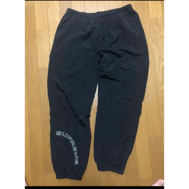 Supreme corner arc track pant お洒落 49.0%割引 destinationhealthgt.com