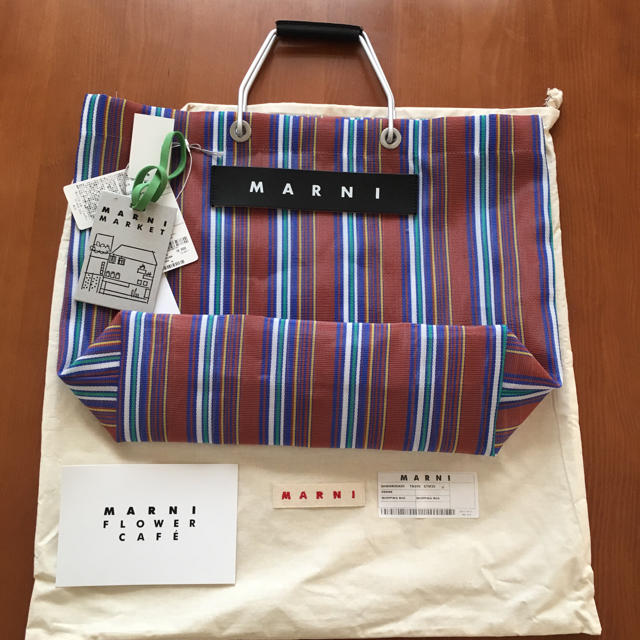 Marni(マルニ)の再お値下げ‼️美品⭐️マルニ MARNIストライプバッグ ブラウン レディースのバッグ(トートバッグ)の商品写真