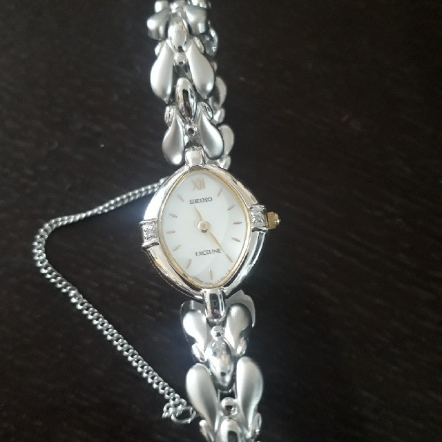 【ほぼ美品】SEIKOエクセリーヌ 腕時計 稼働ファッション小物