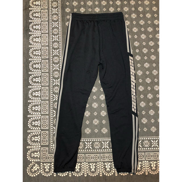 YEEZY calabasas トラックパンツ