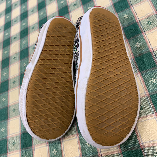 VANS(ヴァンズ)のVANS スリッポン スニーカー 18センチ キッズ/ベビー/マタニティのキッズ靴/シューズ(15cm~)(スニーカー)の商品写真