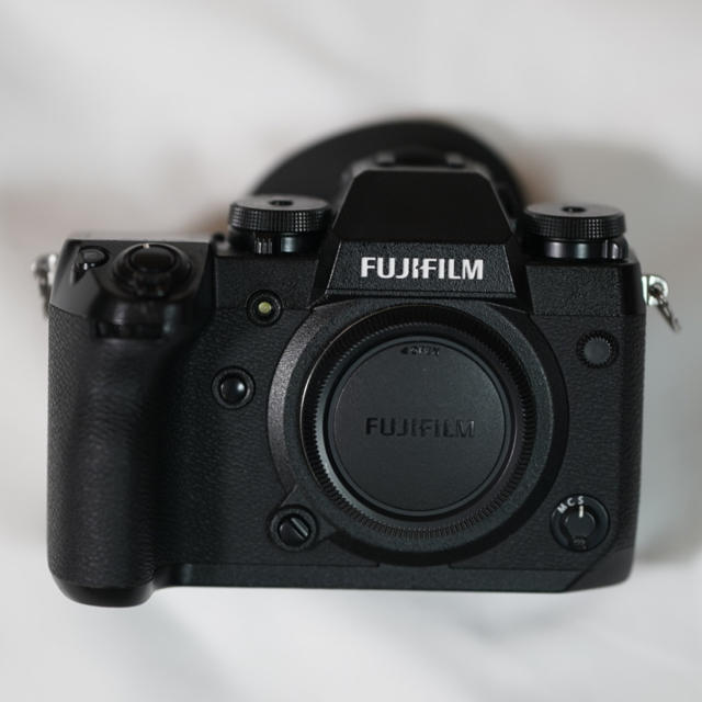 富士フイルム(フジフイルム)のFUJIFILM XH1 けんし様専用 スマホ/家電/カメラのカメラ(ミラーレス一眼)の商品写真