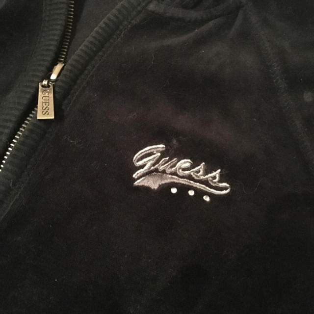 GUESS(ゲス)のGUESS ベロアパーカー レディースのトップス(パーカー)の商品写真