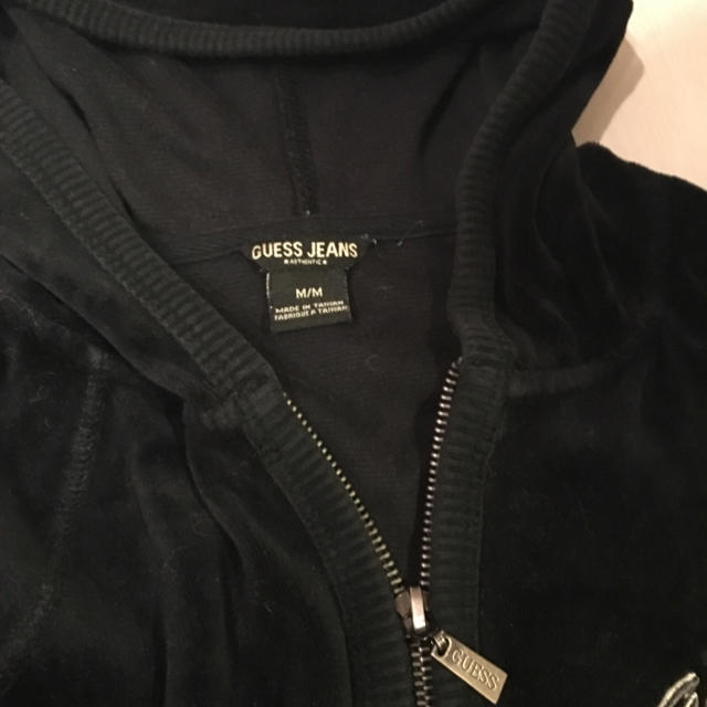 GUESS(ゲス)のGUESS ベロアパーカー レディースのトップス(パーカー)の商品写真