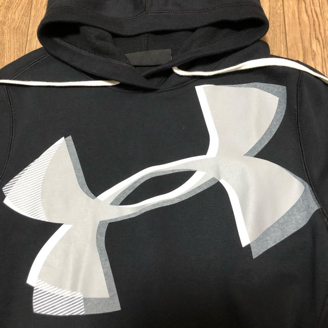 UNDER ARMOUR(アンダーアーマー)の《新品未使用》アンダーアーマー  レディース パーカー M レディースのトップス(パーカー)の商品写真