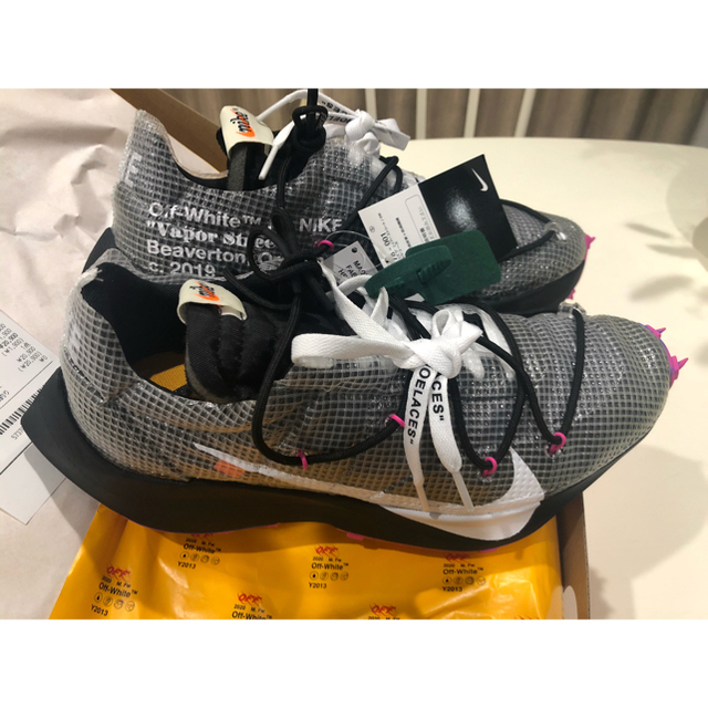 OFF-WHITE(オフホワイト)の【28cm】オフホワイト ヴェイパーストリート　VAPOR off-white メンズの靴/シューズ(スニーカー)の商品写真