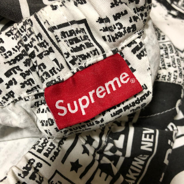 M Supreme Newsprint Skate Pant White メンズのパンツ(その他)の商品写真