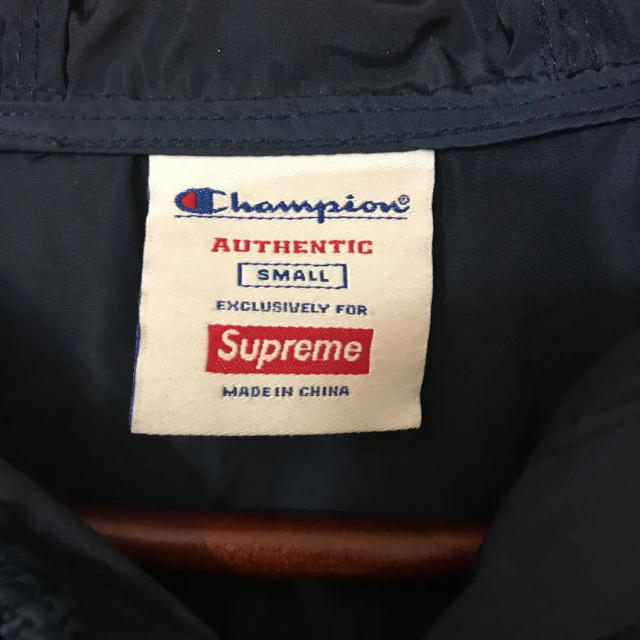 Supreme(シュプリーム)のシュプリーム×チャンピオン  アノラック　ウインドブレーカー　フーディー メンズのジャケット/アウター(ナイロンジャケット)の商品写真