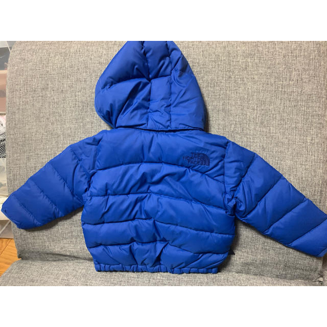 THE NORTH FACE(ザノースフェイス)の【新品/未使用】ノースフェイス　アコンカグア　フーディー　サイズ80 ベビー キッズ/ベビー/マタニティのベビー服(~85cm)(ジャケット/コート)の商品写真