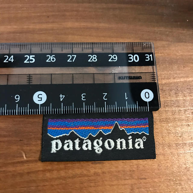 patagonia(パタゴニア)のpatagonia タグ　ワッペン ハンドメイドの素材/材料(各種パーツ)の商品写真