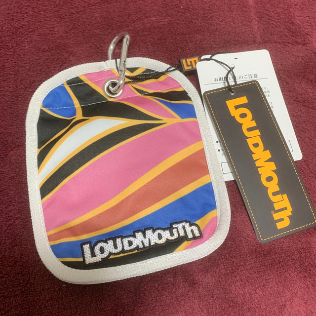 Loudmouth(ラウドマウス)の⛳️新品 未使用💙LOUDMOUTH ボール 拭き💙定価1,200円💙 スポーツ/アウトドアのゴルフ(その他)の商品写真