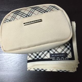 バーバリー(BURBERRY)のBurberry ポーチ ハンカチセット(ポーチ)