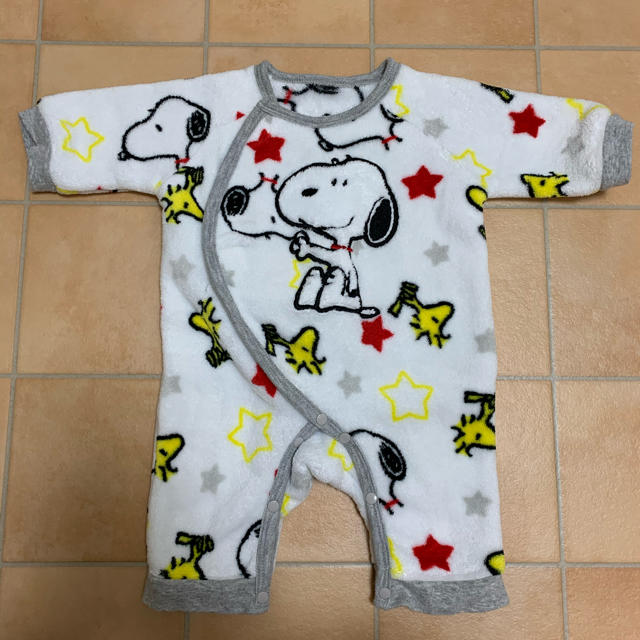 SNOOPY(スヌーピー)の美品！スヌーピー50〜60 ロンパース キッズ/ベビー/マタニティのベビー服(~85cm)(ロンパース)の商品写真