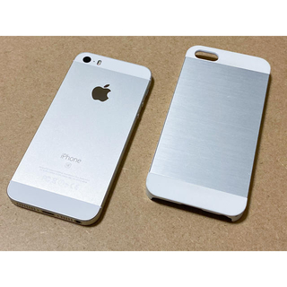 アップル(Apple)の白ロム iPhoneSE シルバー 16GB ドコモ MLLP2J/A(スマートフォン本体)