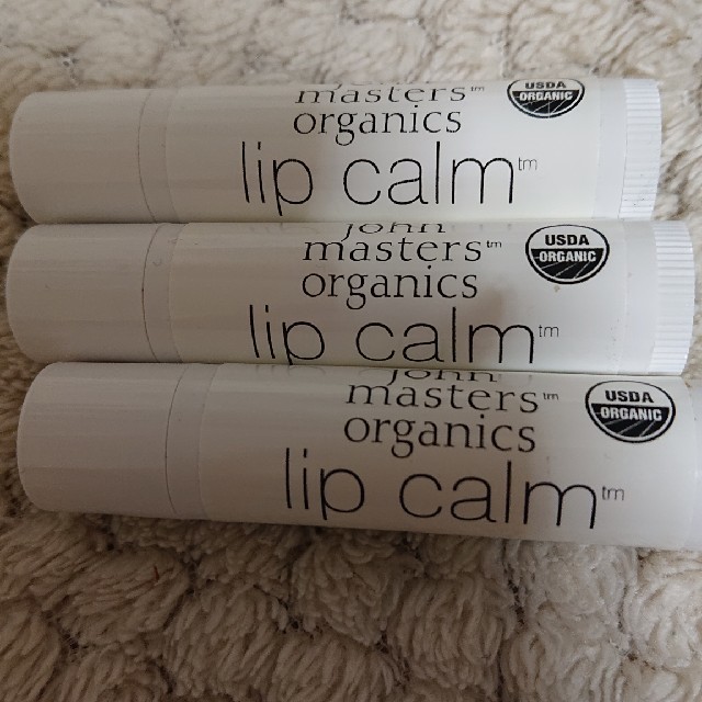 John Masters Organics(ジョンマスターオーガニック)のジョンマスター リップカーム 三本セット コスメ/美容のスキンケア/基礎化粧品(リップケア/リップクリーム)の商品写真