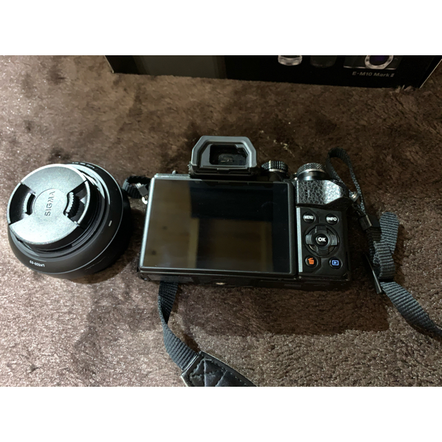 OLYMPUS(オリンパス)のOLYMPUS om-d em10 mark2 他レンズ スマホ/家電/カメラのカメラ(ミラーレス一眼)の商品写真