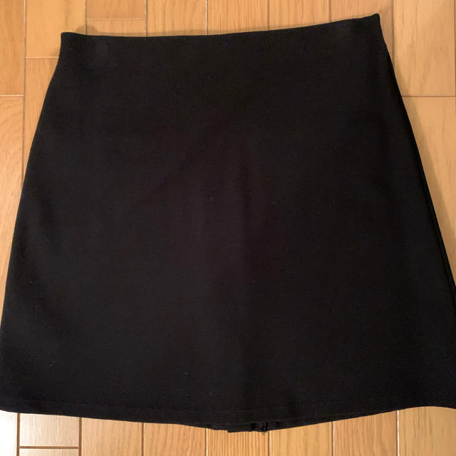 ZARA(ザラ)のZARA 黒スカート レディースのスカート(ミニスカート)の商品写真