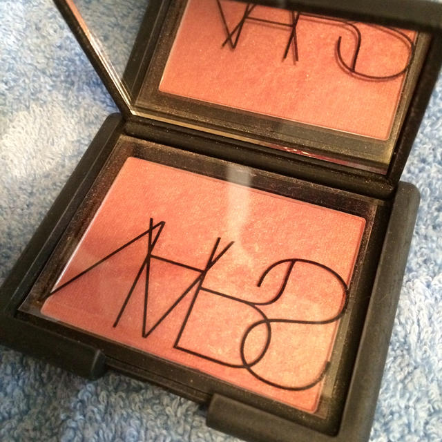 NARS(ナーズ)のナーズ ブラッシュ コスメ/美容のベースメイク/化粧品(チーク)の商品写真