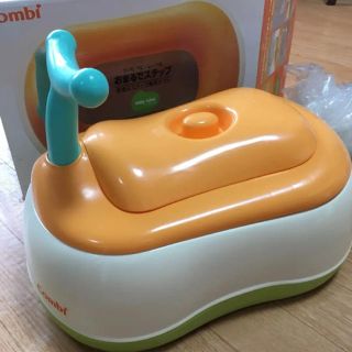 コンビ(combi)の【美品】補助便座 おまる トイレトレーニング Combi(補助便座)