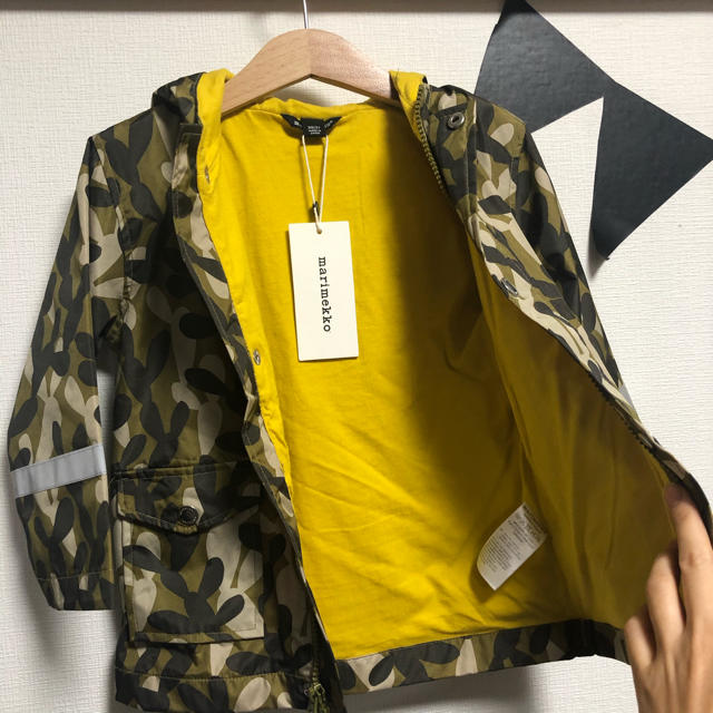 marimekko(マリメッコ)の新品未使用⭐︎ marimekko マリメッコ　ジャンパー　ブルゾン　３Y キッズ/ベビー/マタニティのキッズ服男の子用(90cm~)(ジャケット/上着)の商品写真