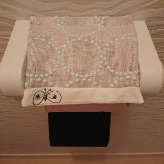 ミナペルホネン(mina perhonen)のトイレットペーパーカバーハンドメイド(トイレ収納)