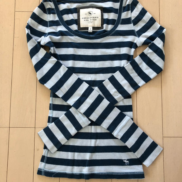 Abercrombie&Fitch(アバクロンビーアンドフィッチ)の専用 Abercrombie & Fitch アバクロ トップス レディースのトップス(カットソー(長袖/七分))の商品写真