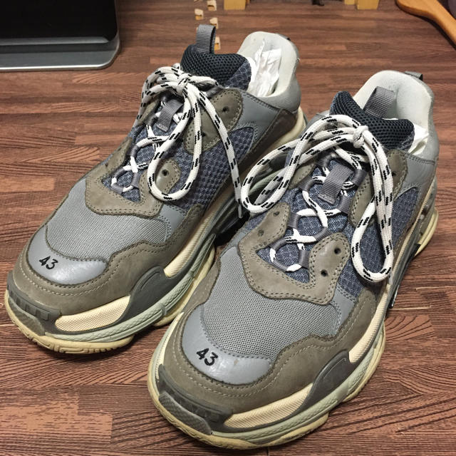 Balenciaga(バレンシアガ)のBALENCIAGA tripleS  メンズの靴/シューズ(スニーカー)の商品写真