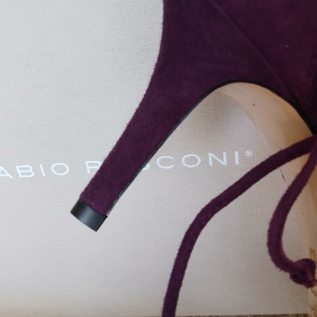 ファビオルスコーニ　37　パンプス　未使用　FABIO RUSCONI レディースの靴/シューズ(ハイヒール/パンプス)の商品写真