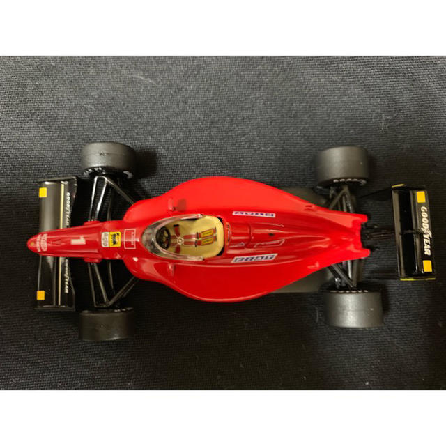 ミニカー 1/43 HOT WHEEL フェラーリ641 エンタメ/ホビーのおもちゃ/ぬいぐるみ(ミニカー)の商品写真