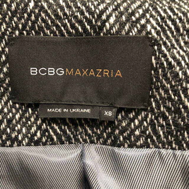 BCBGMAXAZRIA(ビーシービージーマックスアズリア)のBCBG ツイードジャケット レディースのジャケット/アウター(ノーカラージャケット)の商品写真