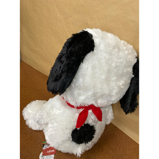 SNOOPY(スヌーピー)のスヌーピー　めちゃデカ　お座り　ぬいぐるみ　送料込 エンタメ/ホビーのおもちゃ/ぬいぐるみ(キャラクターグッズ)の商品写真