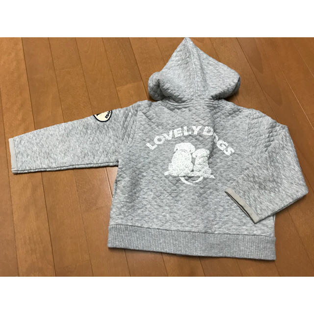 Labrador Retriever(ラブラドールリトリーバー)の【Labra Puppy】フード付上着 Largeサイズ キッズ/ベビー/マタニティのキッズ服女の子用(90cm~)(ジャケット/上着)の商品写真