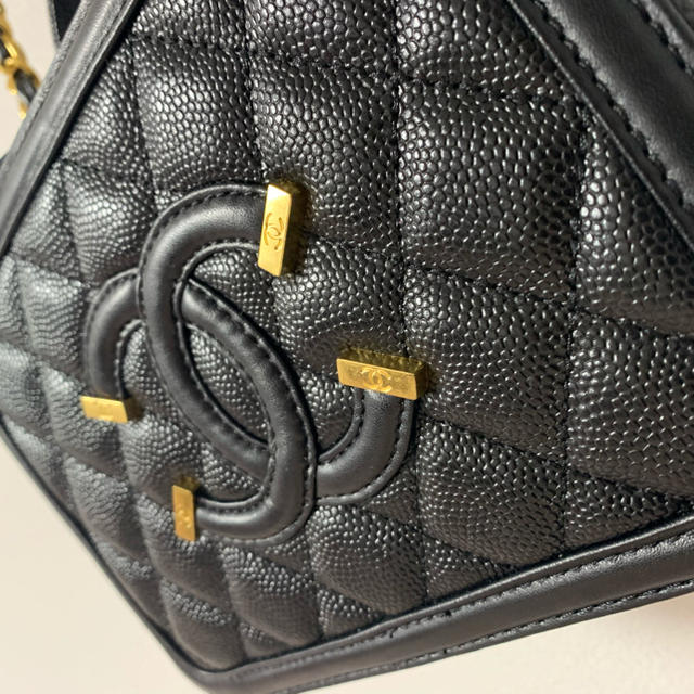 CHANEL バニティ　バッグ 2