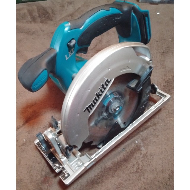 Makita(マキタ)のJon様専用★マキタ★Makita XSS02 充電式丸ノコ★中古 その他のその他(その他)の商品写真