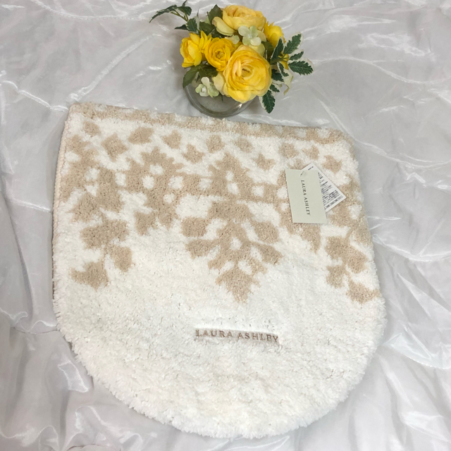 LAURA ASHLEY - ローラアシュレイ ❤️【新品】ふわふわトイレタリー 3