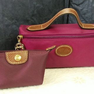 ロンシャン(LONGCHAMP)のLONGCHAMPのポーチ新品2個セット！(ポーチ)