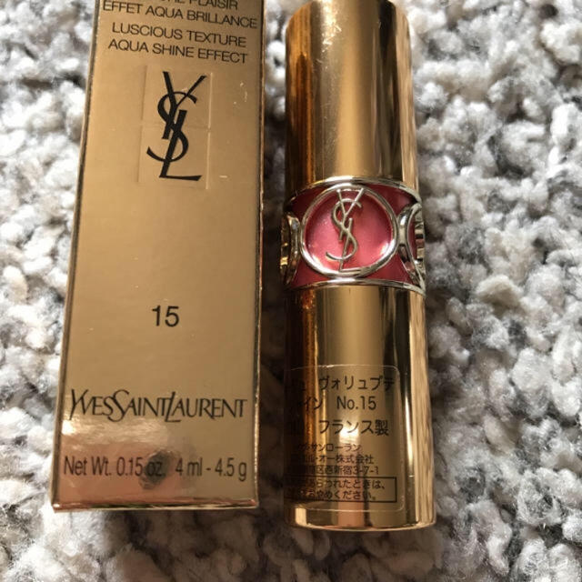 Saint Laurent(サンローラン)のYSL ルージュヴォリュプテシャイン　15 コスメ/美容のベースメイク/化粧品(口紅)の商品写真